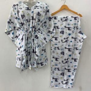 White Shade Cute Grey Giraffe Print Cotton Maternity Kaftan Co-Ord Set
