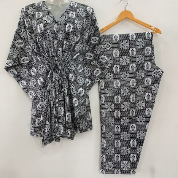 Black Dotted Bunch Flower Block Print Cotton Maternity Kaftan Co-Ord Set