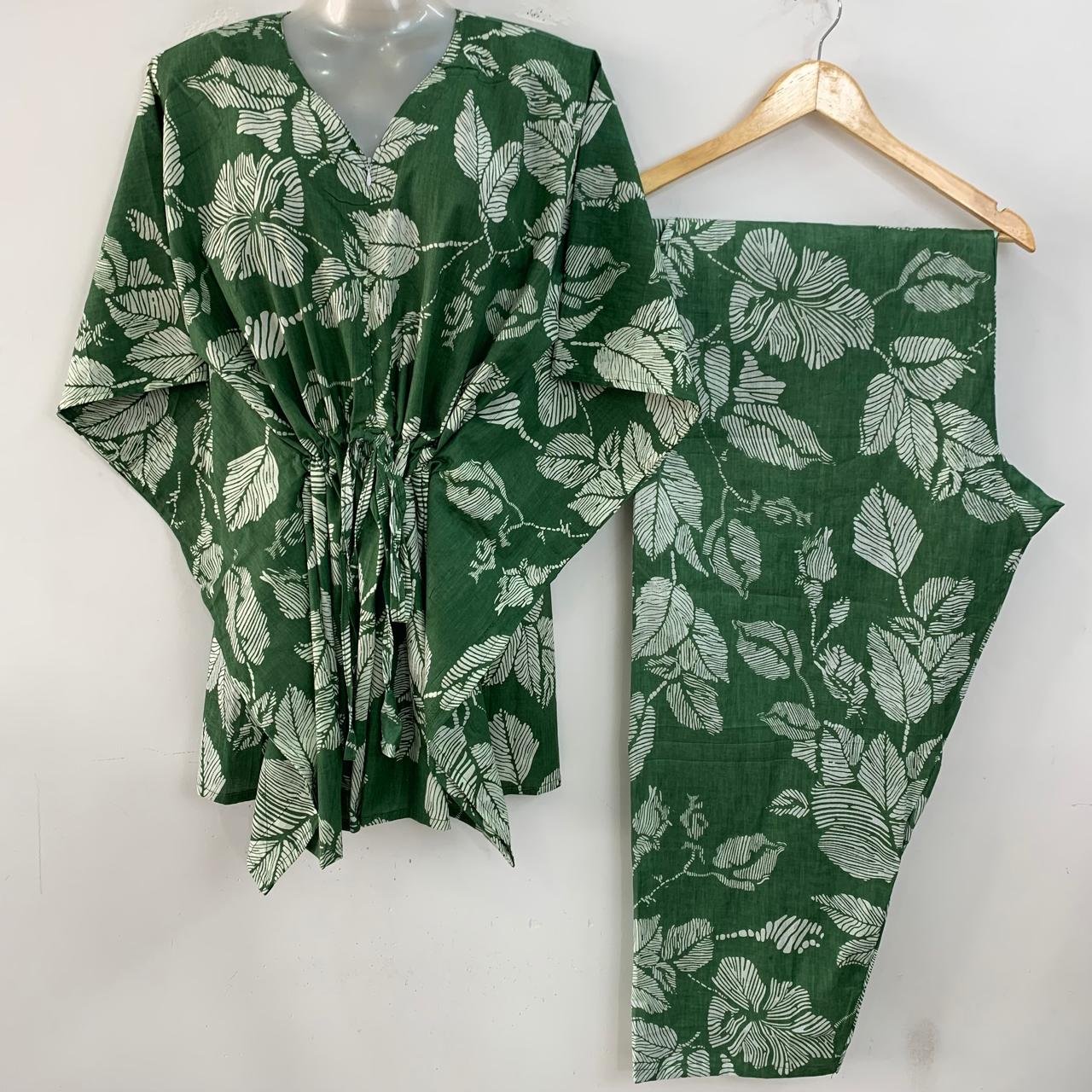Fresh Green shade Digital Leafy Print Cotton Maternity Kaftan Co-Ord Set