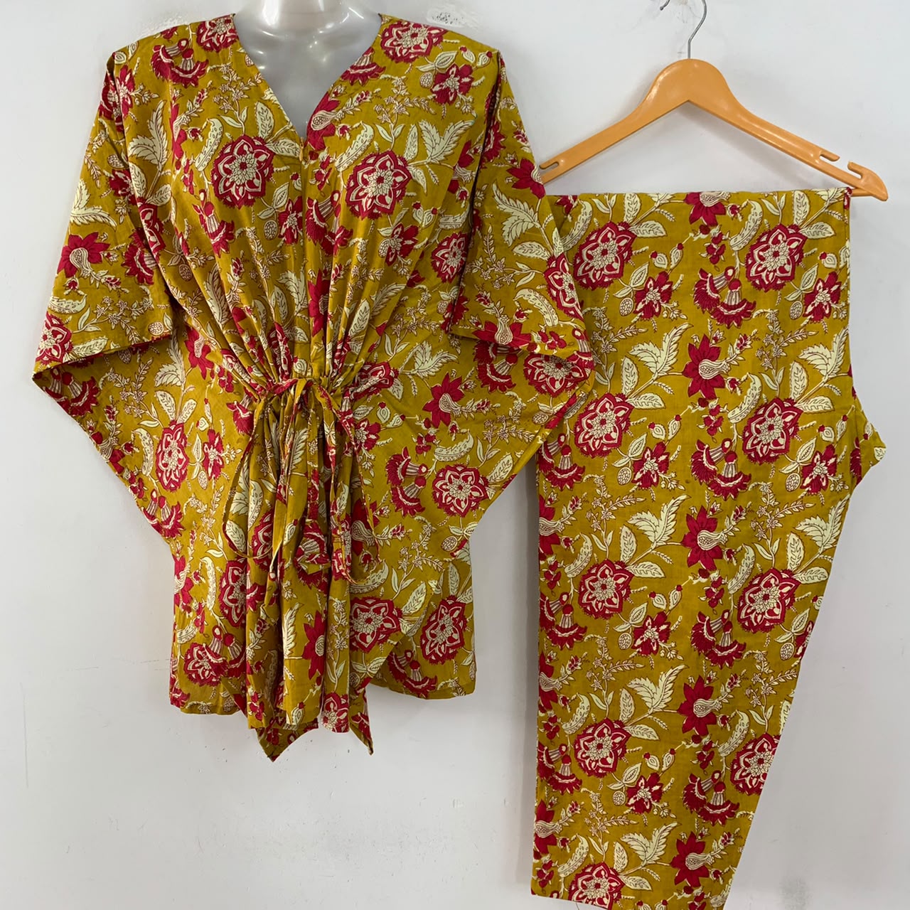 Yellow shade Red Flowery Jungle Print Cotton Maternity Kaftan Co-Ord Set