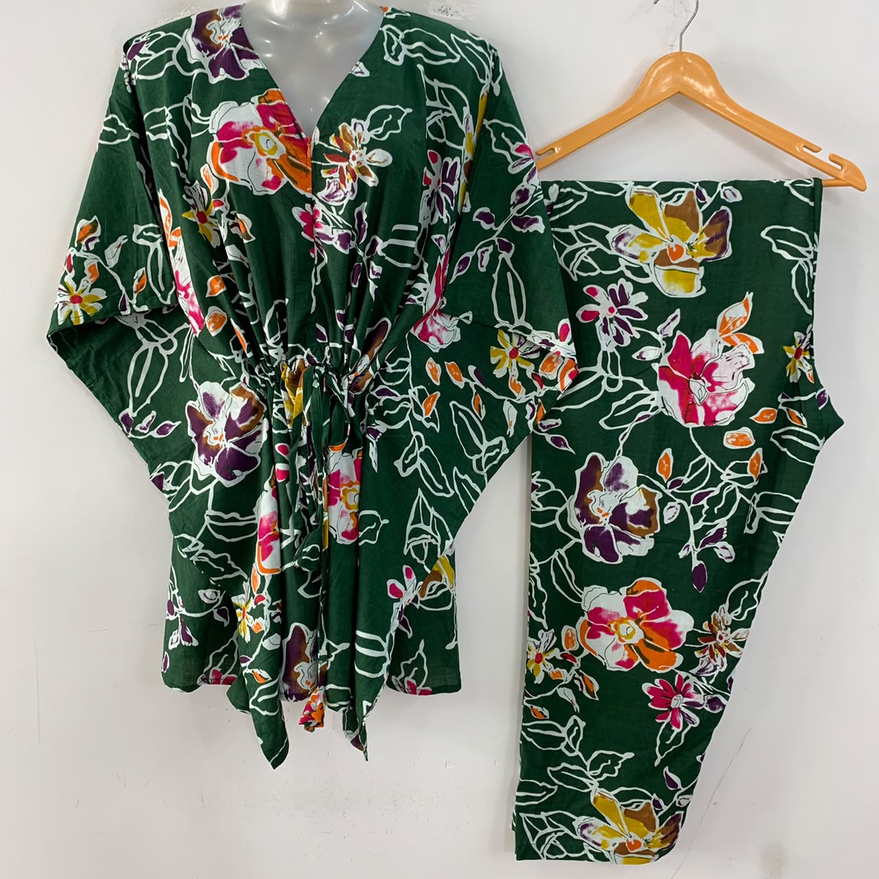 Green Shade Multicolor Flower Outliner Print Cotton Maternity Kaftan Co-Ord Set