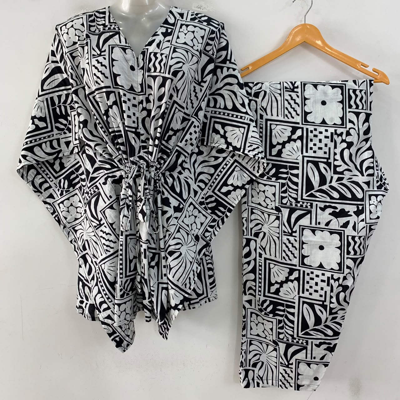 Black Shade White Flower Leafy Abstract Print Cotton Maternity Kaftan Co-Ord Set