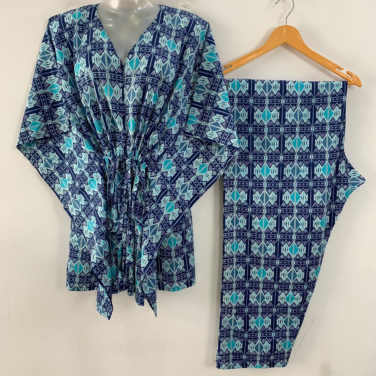 Dark Blue shade Blue Kite Print Cotton Maternity Kaftan Co-Ord Set