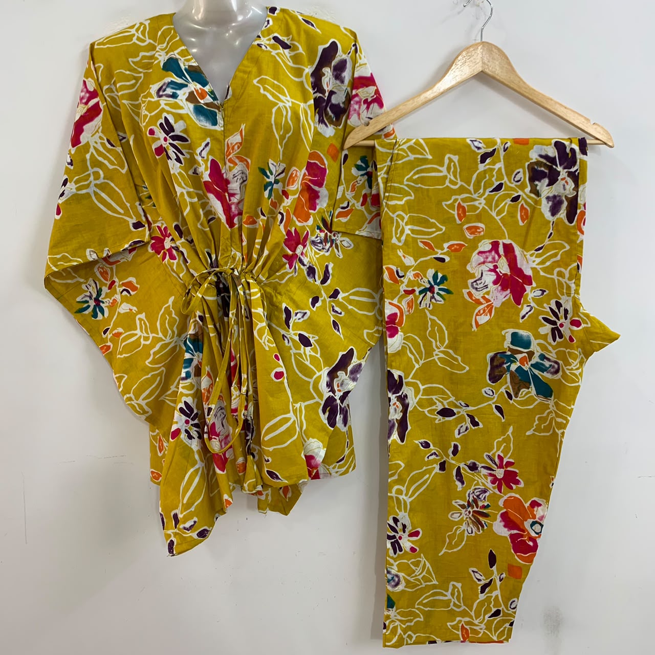 Yellow Shade Multicolor Flower Outliner Print Cotton Maternity Kaftan Co-Ord Set