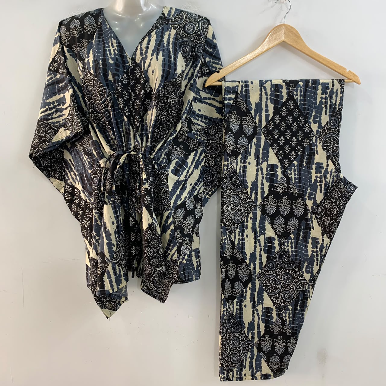 Grey-Black Shaded Ikkat Print Cotton Maternity Kaftan Co-Ord Set