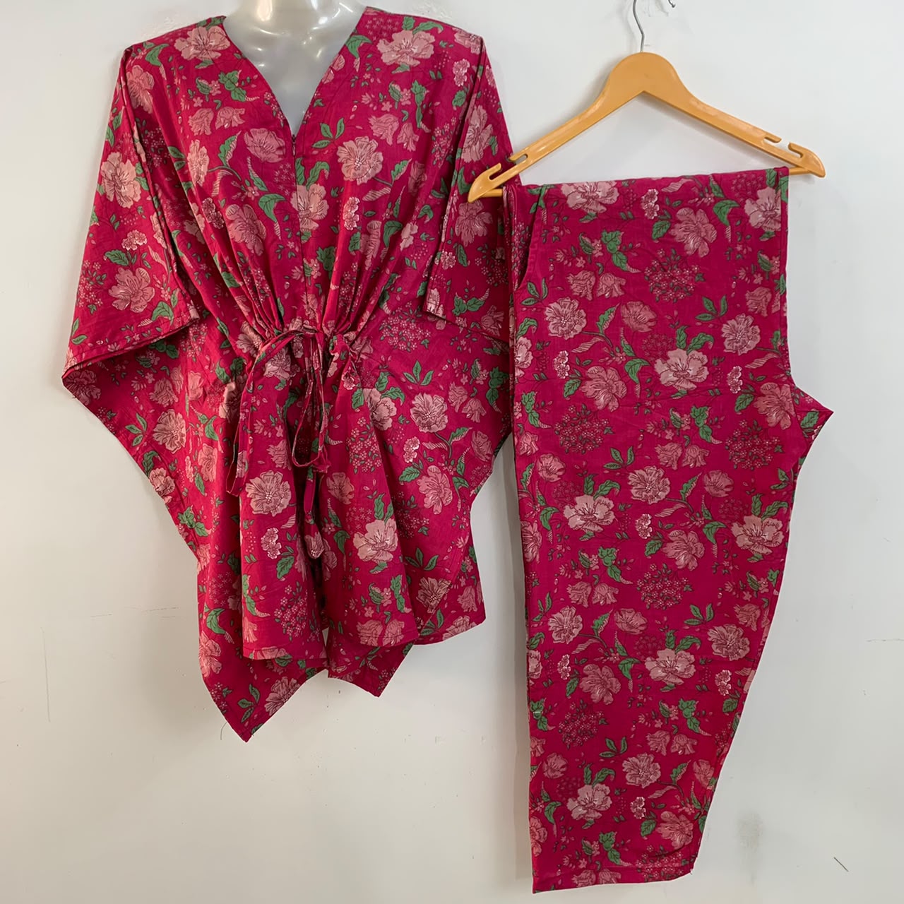 Pink Shade Beautiful Flower Garden Print Cotton Maternity Kaftan Co-Ord Set