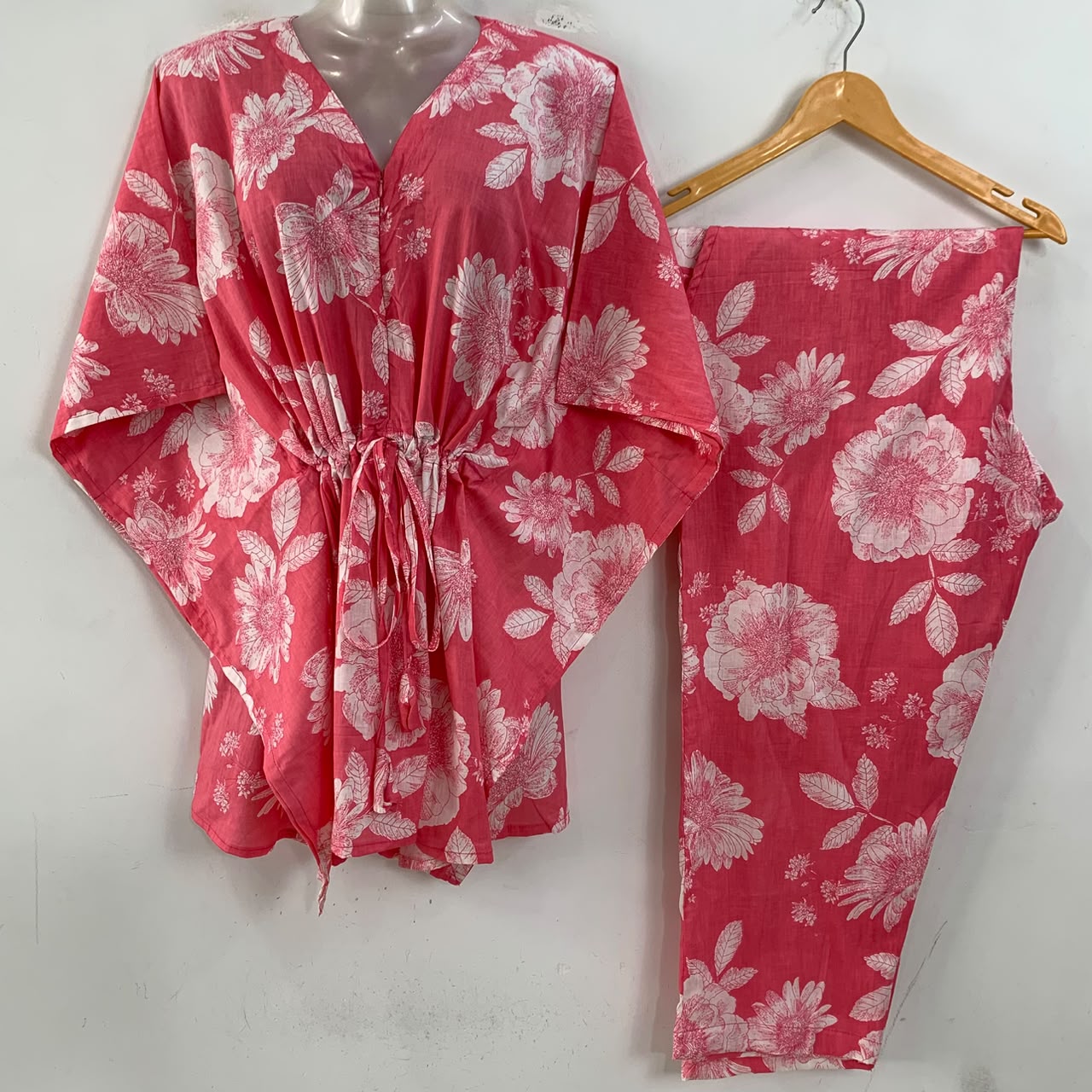 Light Pink Shade Big White Flower Print Cotton Maternity Kaftan Co-Ord Set