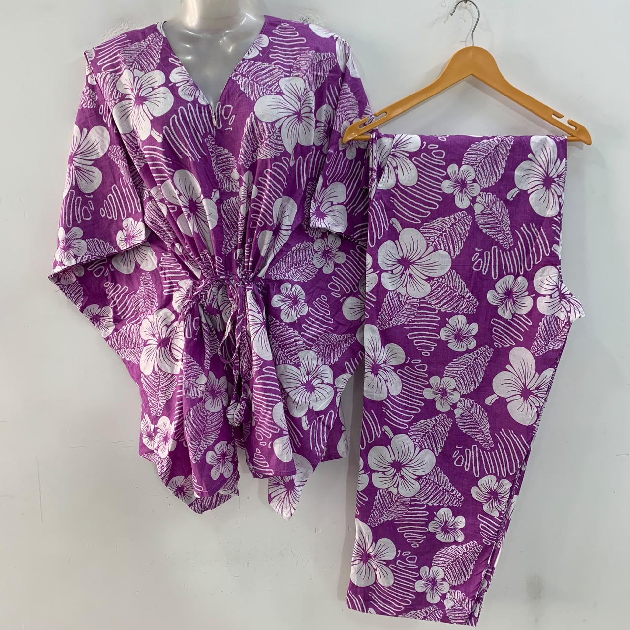 Purple shade Hibiscus String Print Cotton Maternity Kaftan Co-Ord Set