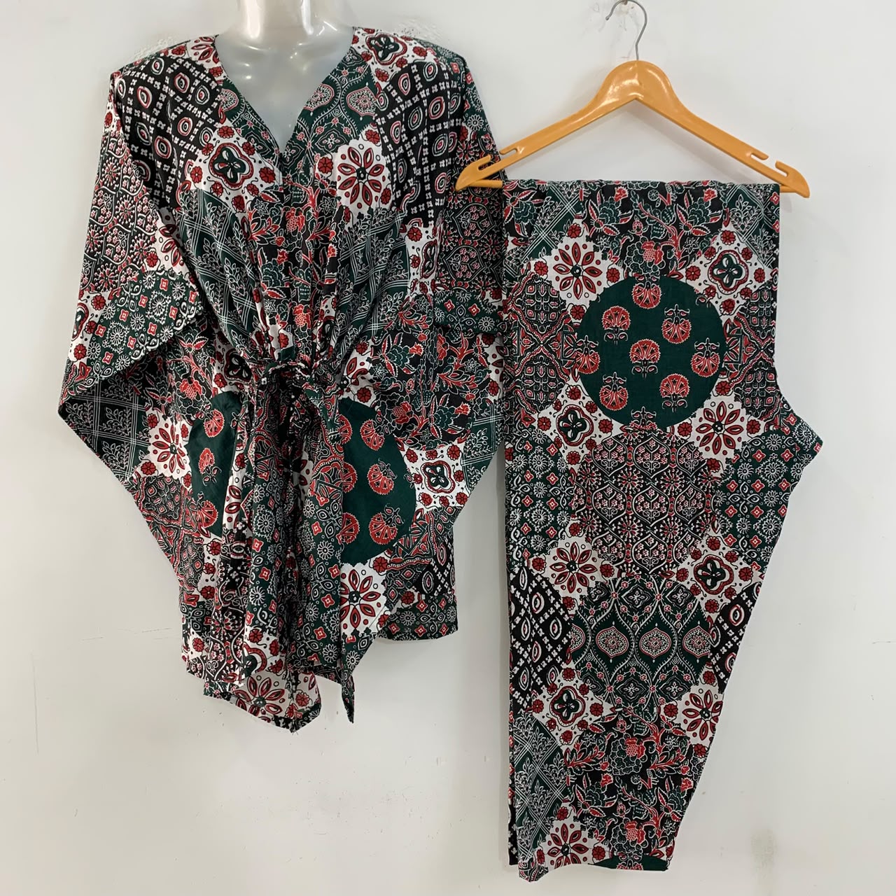 Green shade Jaipuri Print Cotton Maternity Kaftan Co-Ord Set