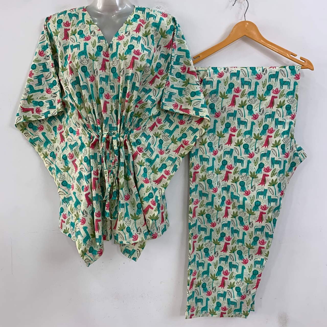 Off White Shade Green- Pink Animal Print Cotton Maternity Kaftan Co-Ord Set