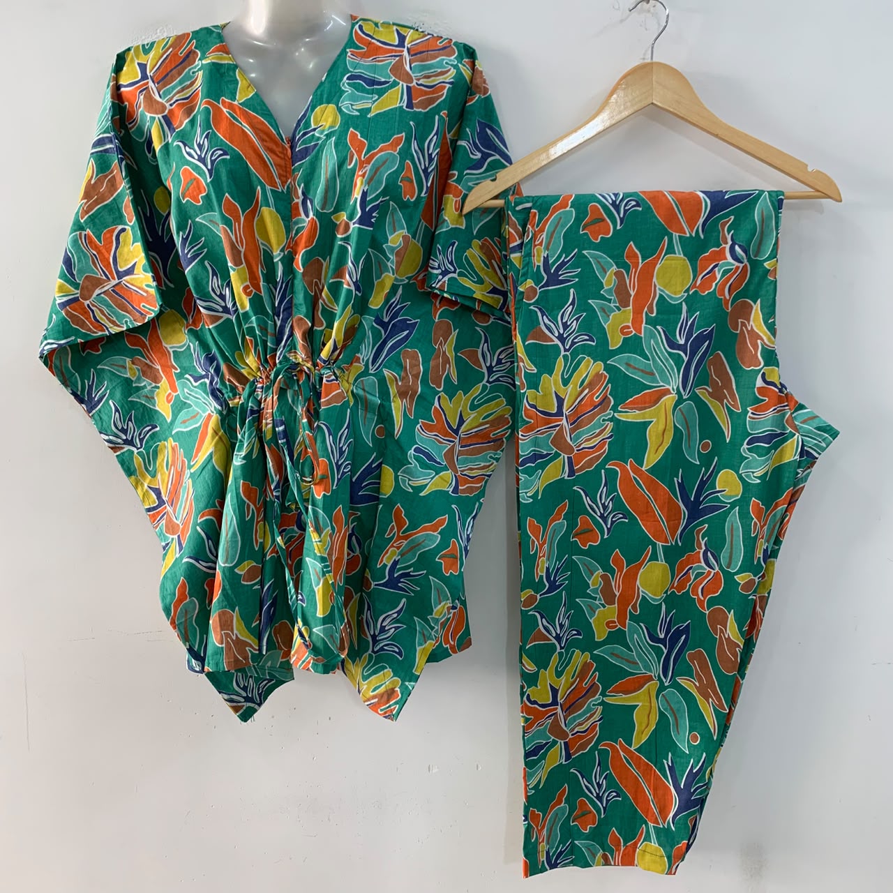 Green shade Multicolor Leafy Abstract Print Cotton Maternity Kaftan Co-Ord Set