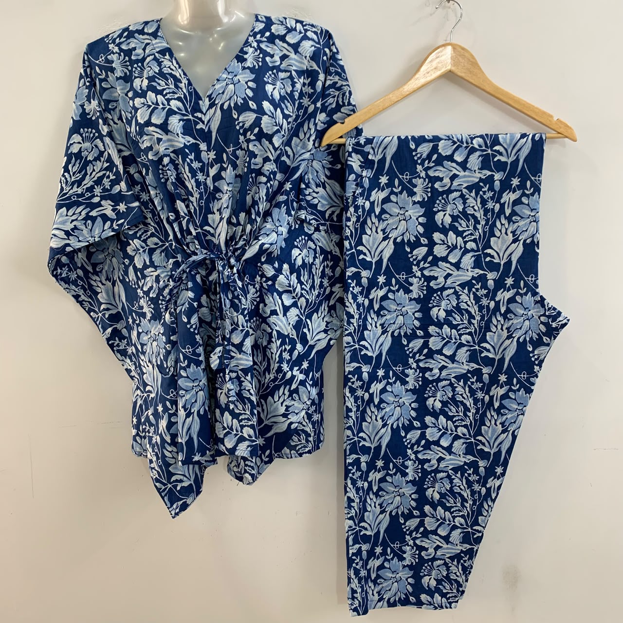 Blue shade Blue leafy Jungle Print Cotton Maternity Kaftan Co-Ord Set