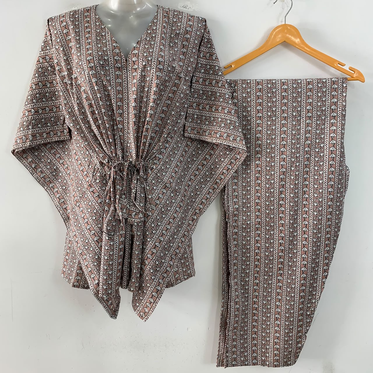 Light Brown shade Flower Stripe Print Cotton Maternity Kaftan Co-Ord Set