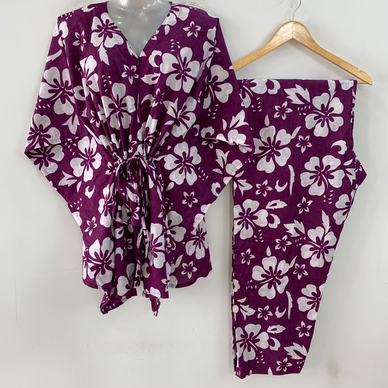 Purple shade Daisy Outliner Print Cotton Maternity Kaftan Co-Ord Set