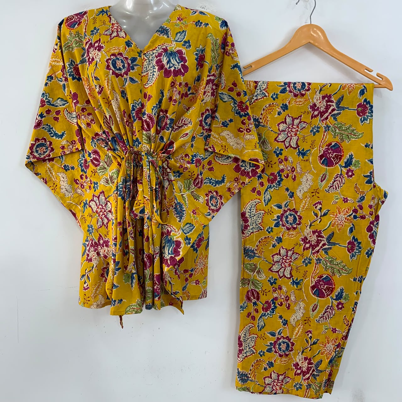 Yellow shade Pink Marigold Flower Print Cotton Maternity Kaftan Co-Ord Set