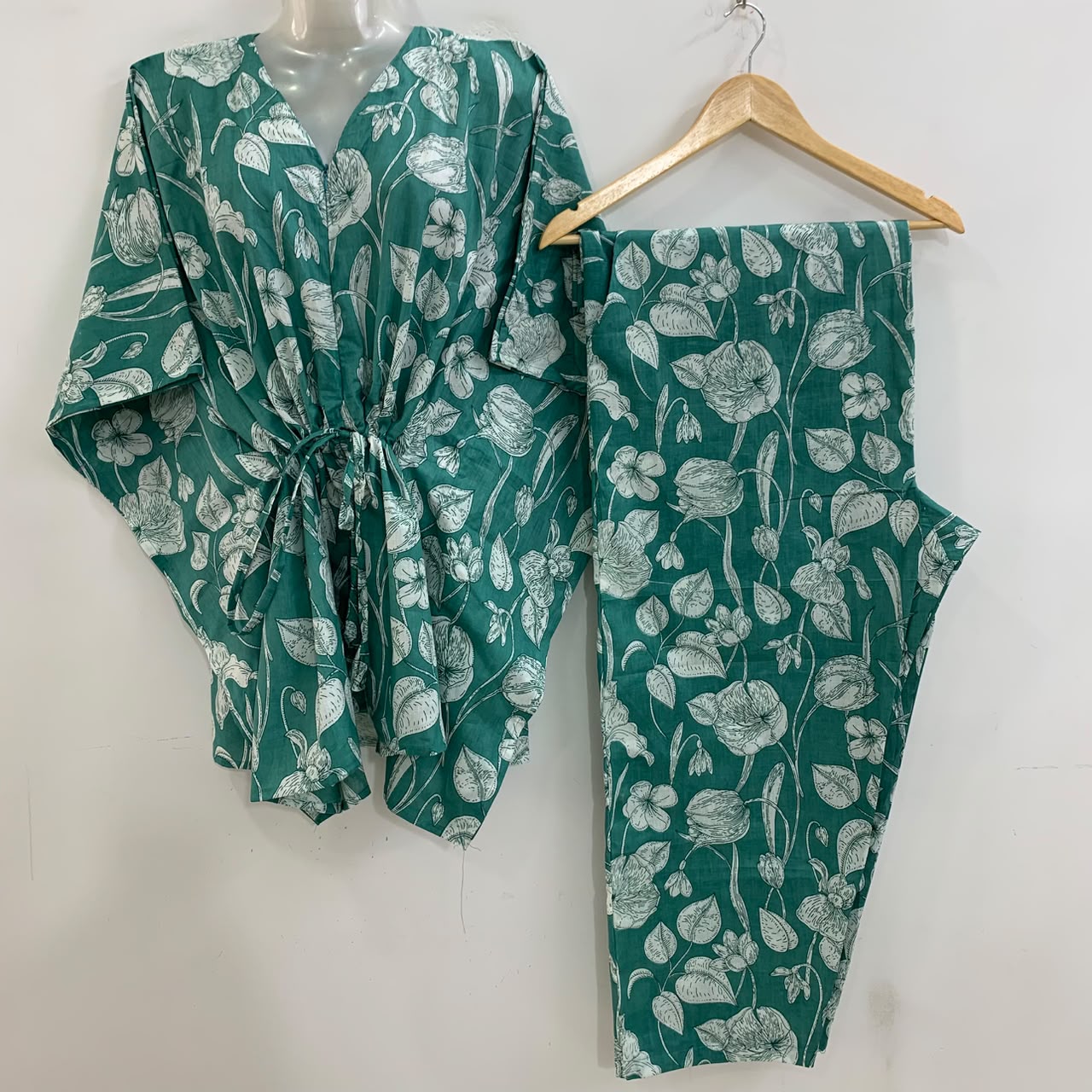 Matt Green shade Cotton Flower Print Cotton Maternity Kaftan Co-Ord Set