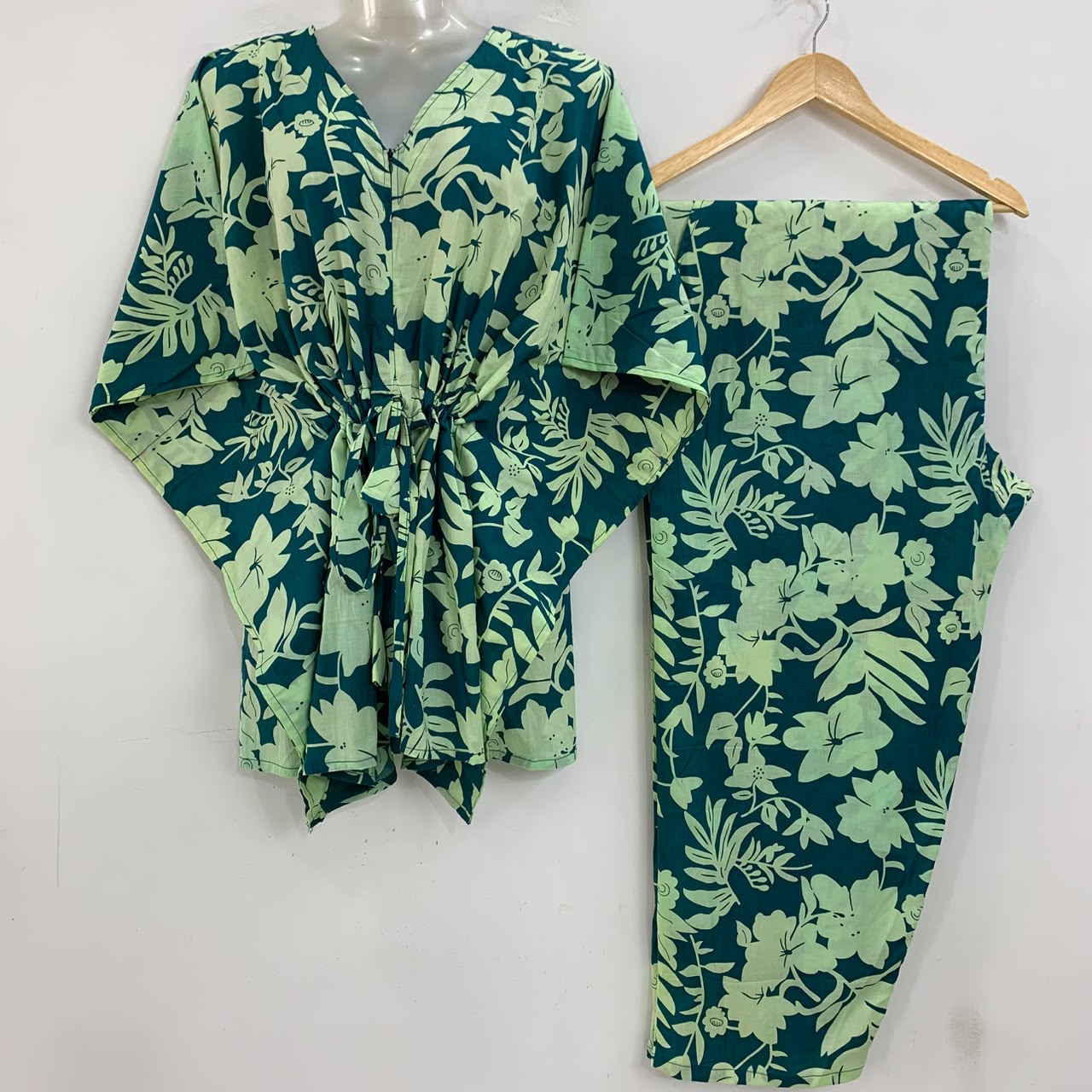 Dark green shade Cream Flower Leafy Print Cotton Maternity Kaftan Co-Ord Set