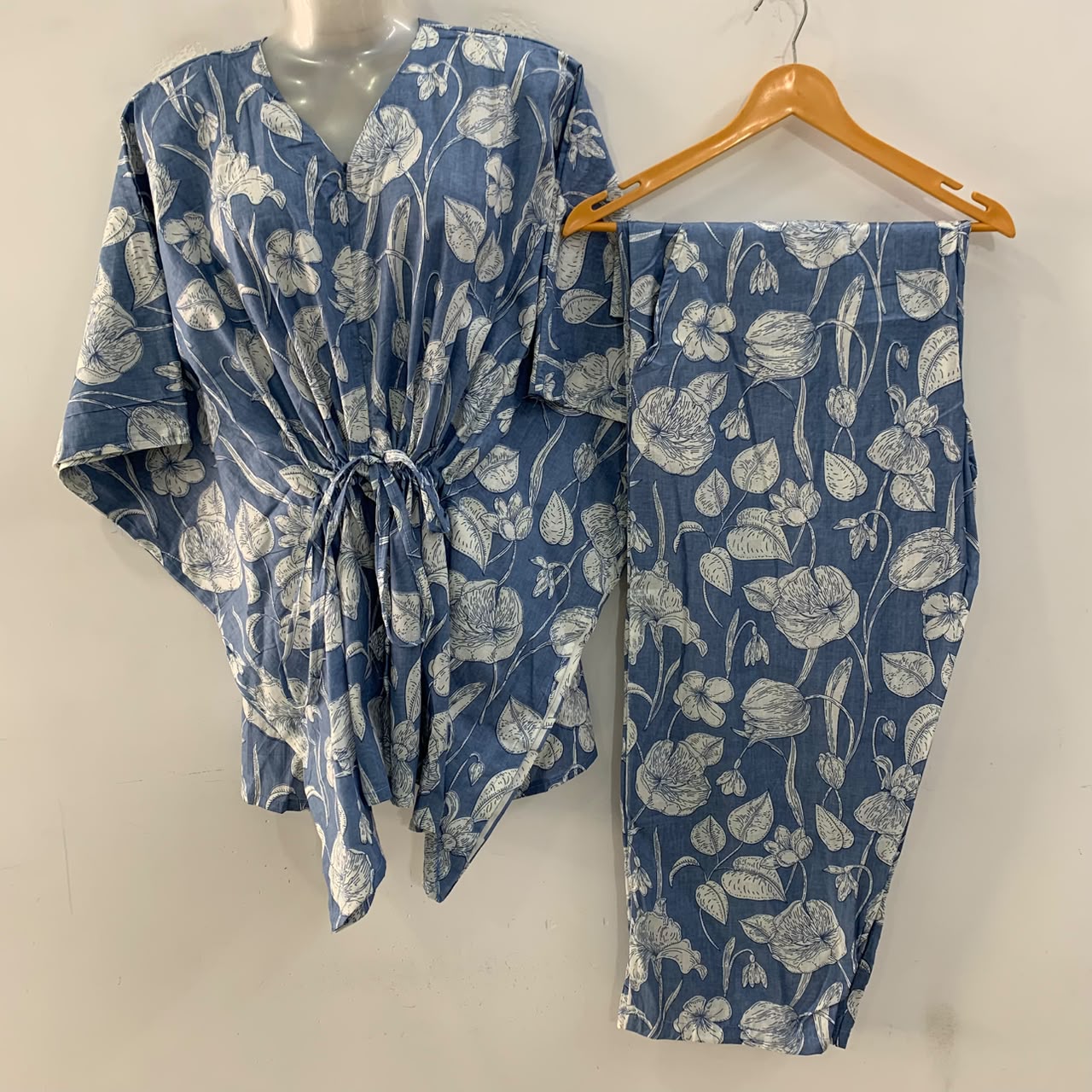 Pastel Blue shade Cotton Flower Print Cotton Maternity Kaftan Co-Ord Set