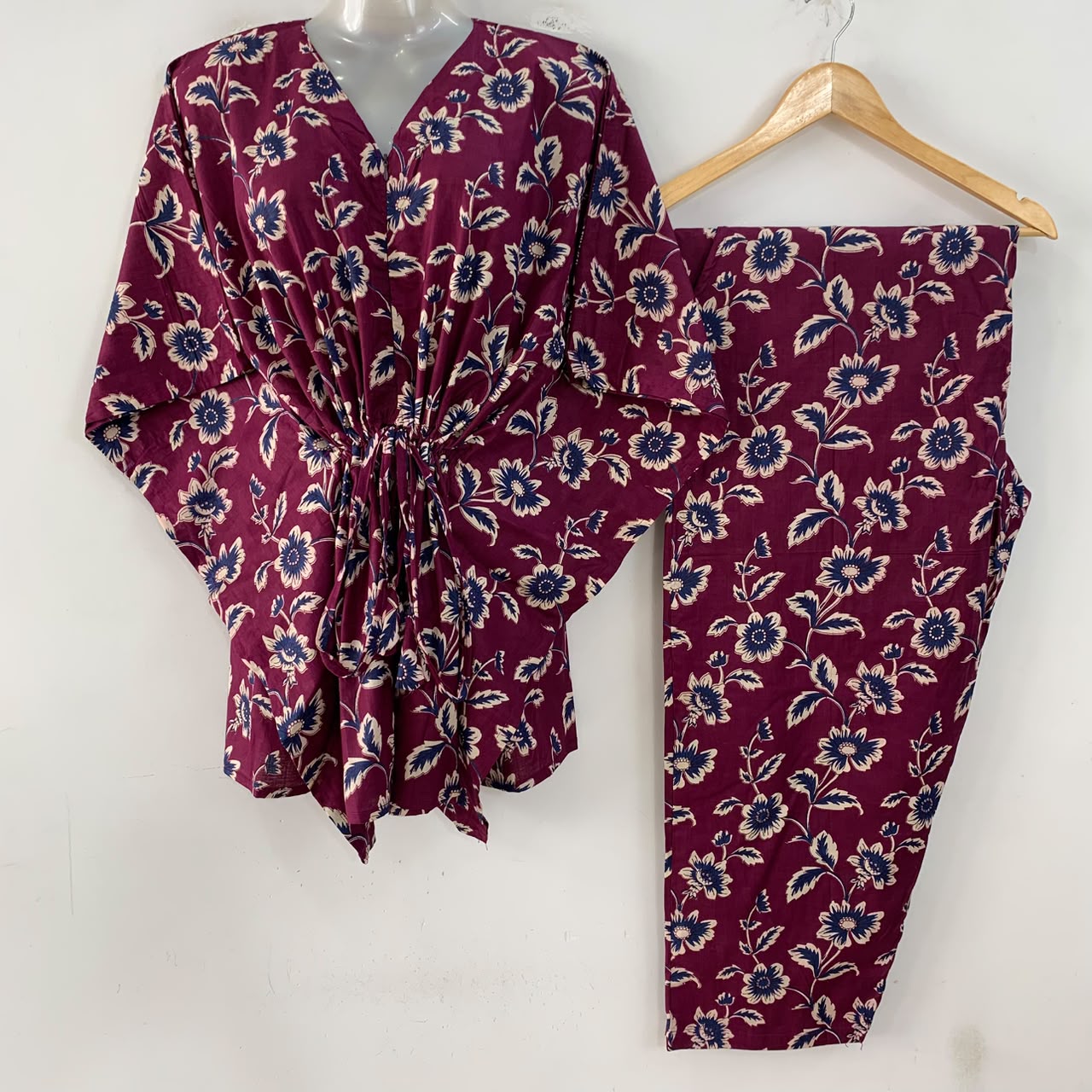 Mehroon Shade Blue flower Print Cotton Maternity Kaftan Co-Ord Set