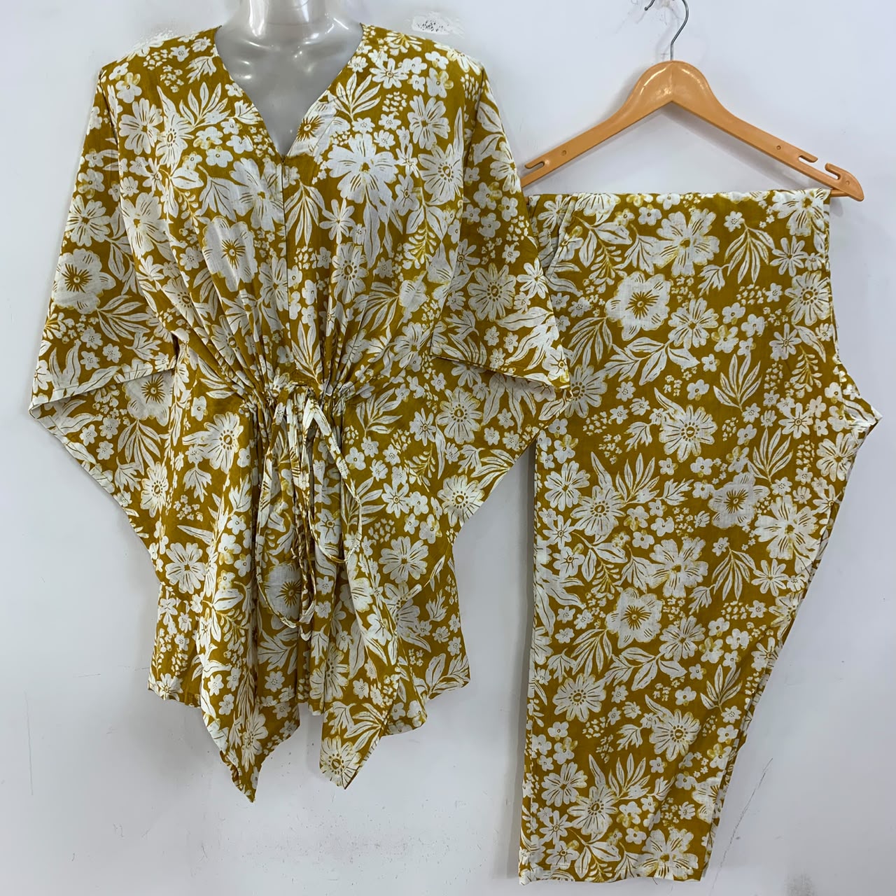 Yellow shade White Flower Bunch Print Cotton Maternity Kaftan Co-Ord Set