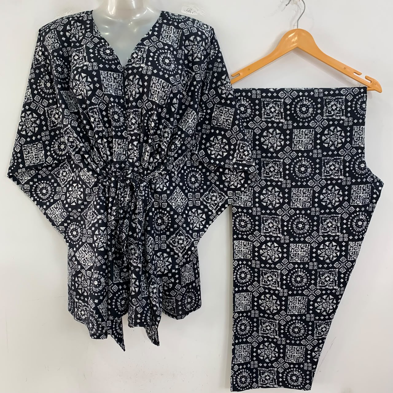 Black Shade Circle- Square Jaipuri Print Cotton Maternity Kaftan Co-Ord Set