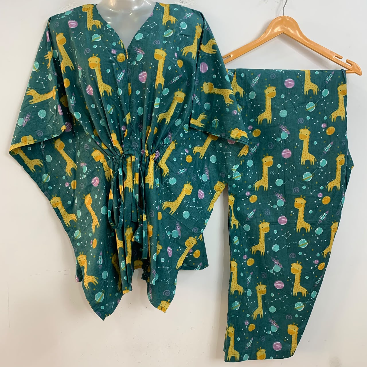 Green shade Yellow Giraffe Print Cotton Maternity Kaftan Co-Ord Set