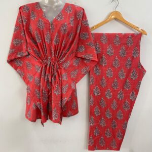 Peach shade Pine Flower Bunch Print Cotton Maternity Kaftan Co-Ord Set