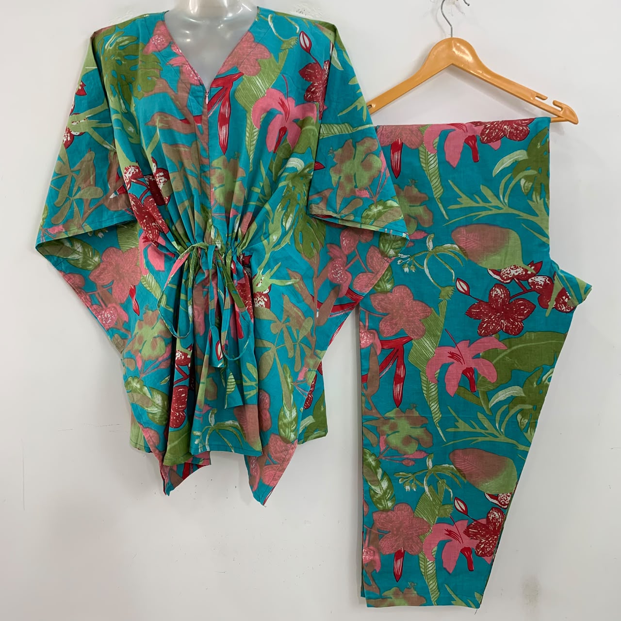 Seagreen shade Green Monstera Leafy Print Cotton Maternity Kaftan Co-Ord Set