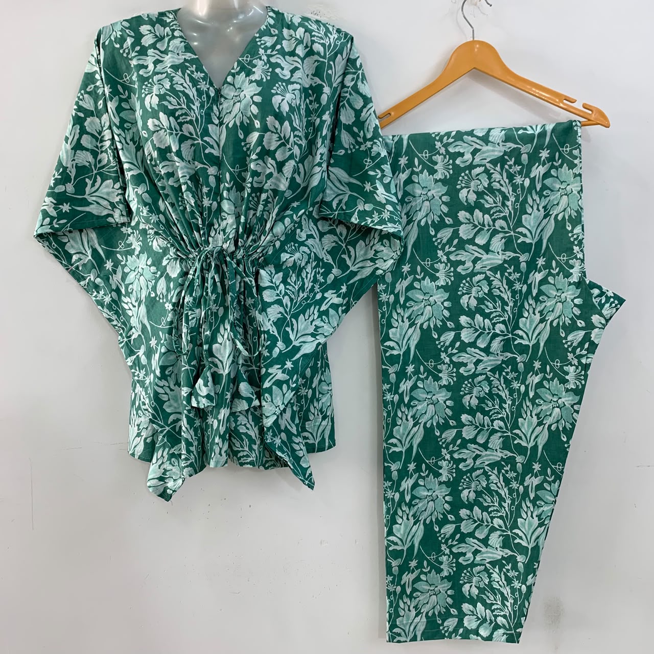 Green shade Green Leafy Jungle Print Cotton Maternity Kaftan Co-Ord Set