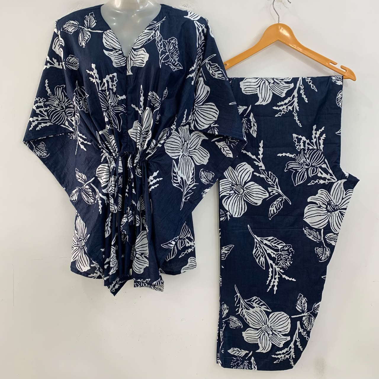 Dark Blue shade Pumpkin Flower Print Cotton Maternity Kaftan Co-Ord Set