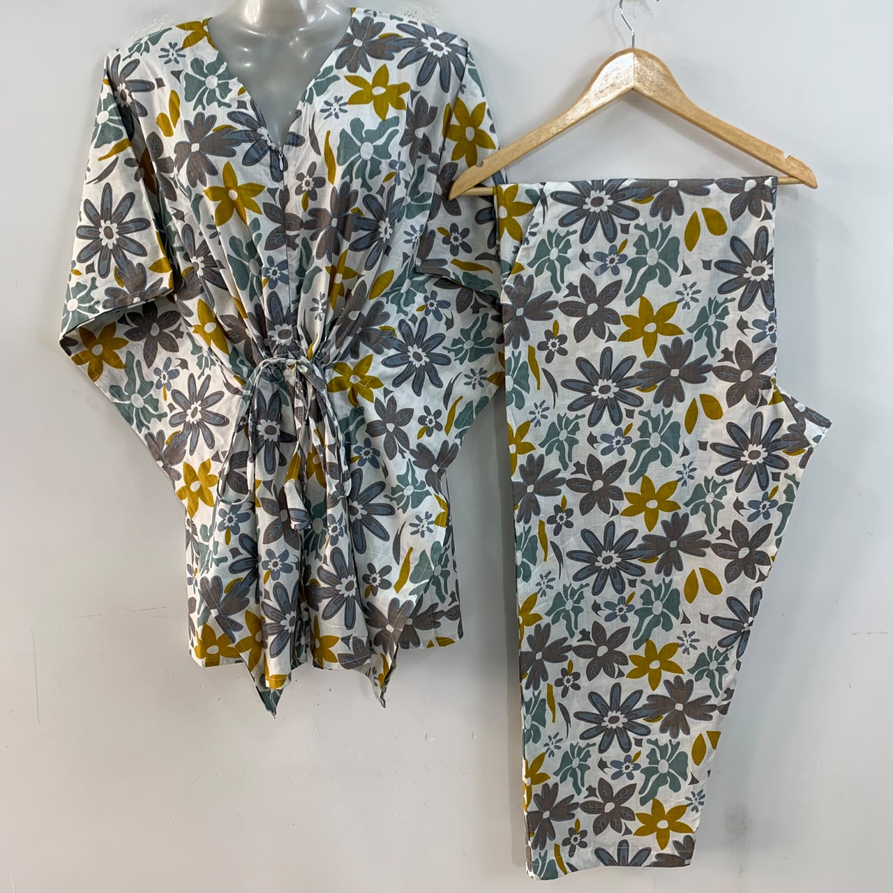 Grey Daisy Flower Print Cotton Maternity Kaftan Co-Ord Set