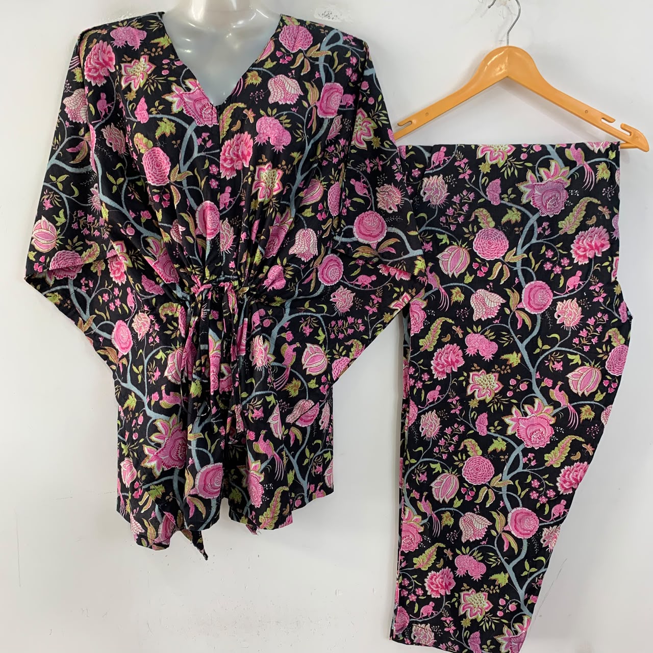 Black shade Pink Rose Garden Print Cotton Maternity Kaftan Co-Ord Set