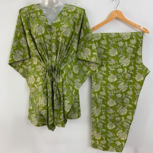 Fresh Green shade Dandelion Flower Print Cotton Maternity Kaftan Co-Ord Set
